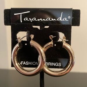Taramanda Gold-Tone Hoop Earrings